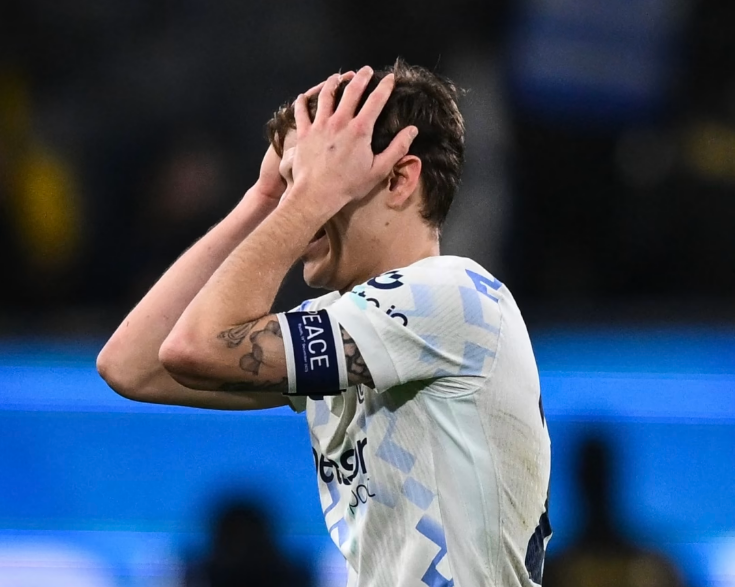 足坛一夜动态：国米3人失点无缘意超杯决赛！萨拉赫向利物浦全队道歉