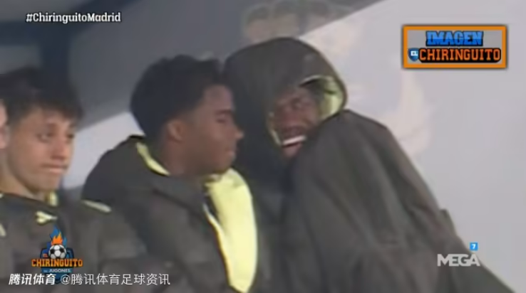 维尼修斯在对手追分时场边大笑被批：是对所有人的不尊重 明年6月应让他走人