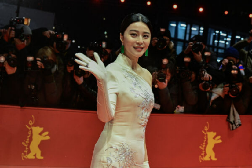 被导演家长辈误认成白冰冰 范冰冰惊讶回一字