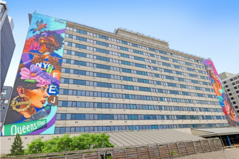 纽约市首个酒店改公寓项目在王后区落成