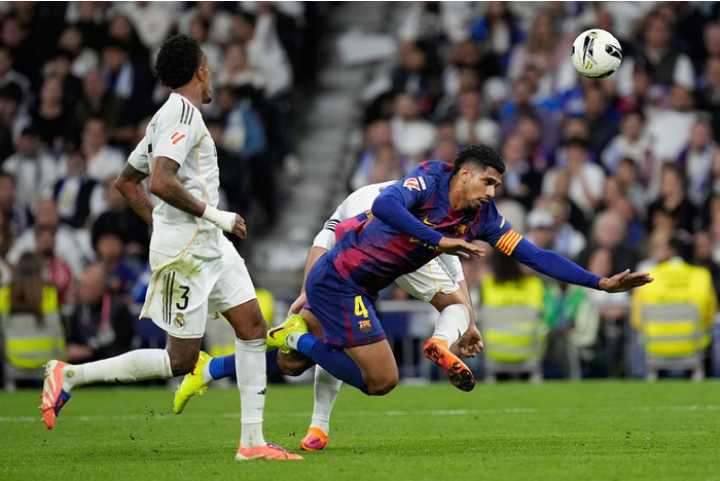 致命打击！巴萨攻防两端核心同时伤停，弗里克如何破局？