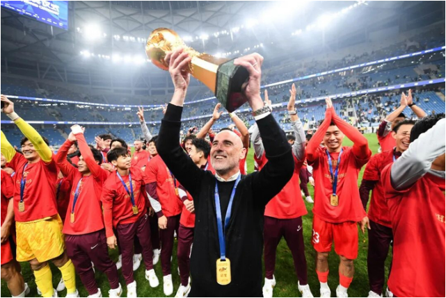 最多有望四人执教，2026中超掀起澳帅潮？