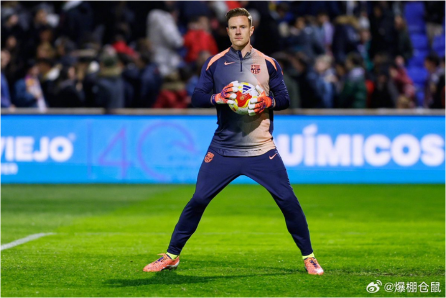 特尔斯特根拒外租留巴萨，纳帅警告参赛不足或失世界杯席位