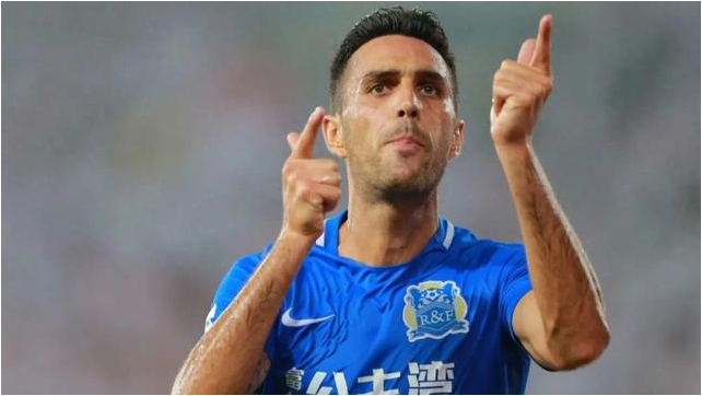 扎哈维宣布退役，越秀山之王留下无数经典