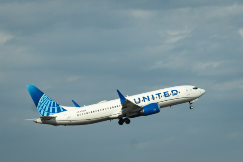 美航空局解除加勒比海空域限飞令 航班恢复