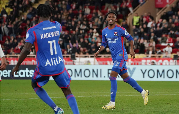 辽宁铁人双喜临门：450万欧巴甲前锋驰援，功勋队长邦本回心转意