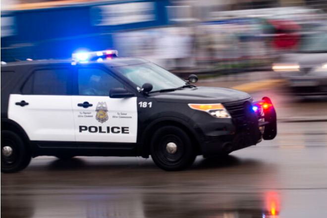 AI生成警方报告 错把犹他州警察写成青蛙