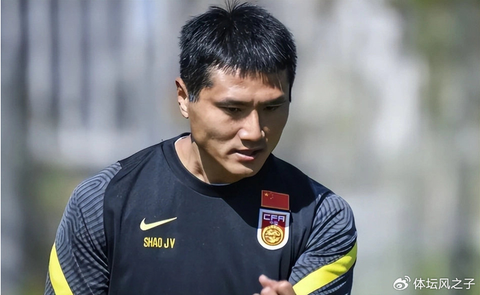 邵佳一有魄力，伊万和扬科维奇看不上之人，邵佳一上任就招入麾下