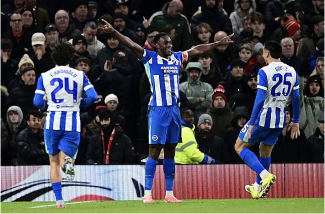 维尔贝克：之前在曼联时弗莱彻给了我很大帮助，很高兴见到他