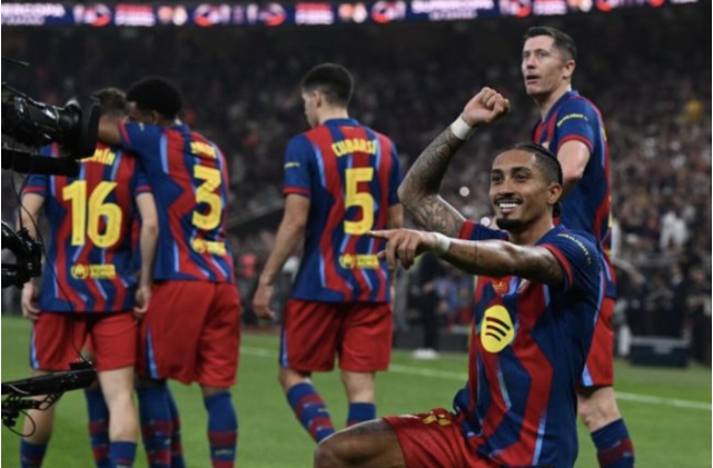 世体透露西超杯奖金分配：巴萨800万欧，皇马740万欧