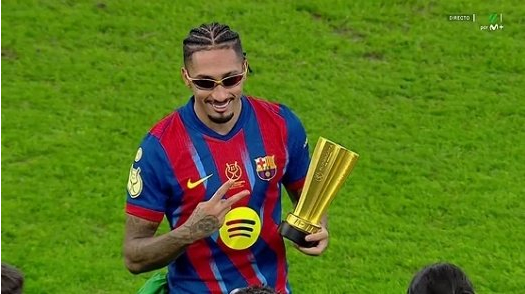 拉菲尼亚：只要付出努力运气也会眷顾我，球队依旧需要阿劳霍