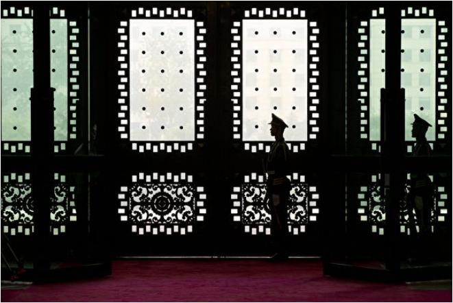 王友群：为什么习近平反腐13年越反越腐？