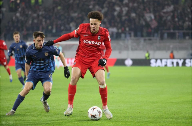 欧联1-0，22岁德国新星一剑封喉，弗赖堡7轮不败，排名第三