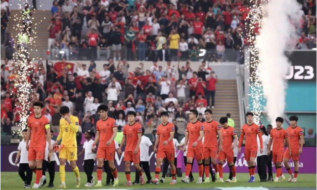 日本教练：0-7到0-4中国队比赛态度有进步 中国球迷不要只骂他们