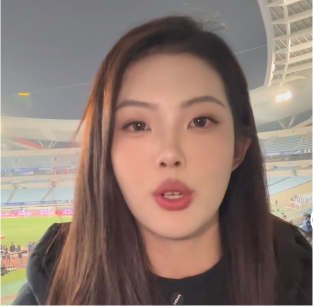 争议！前女足球员公开喊王钰栋父亲“岳父” 曾入选国青 被曝已有男友