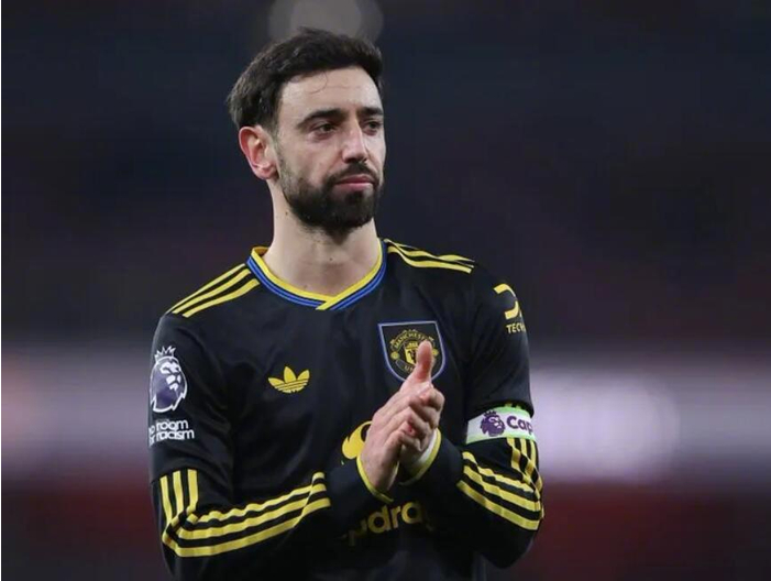 曼联或破薪资结构留费尔南德斯，周薪或达40万镑