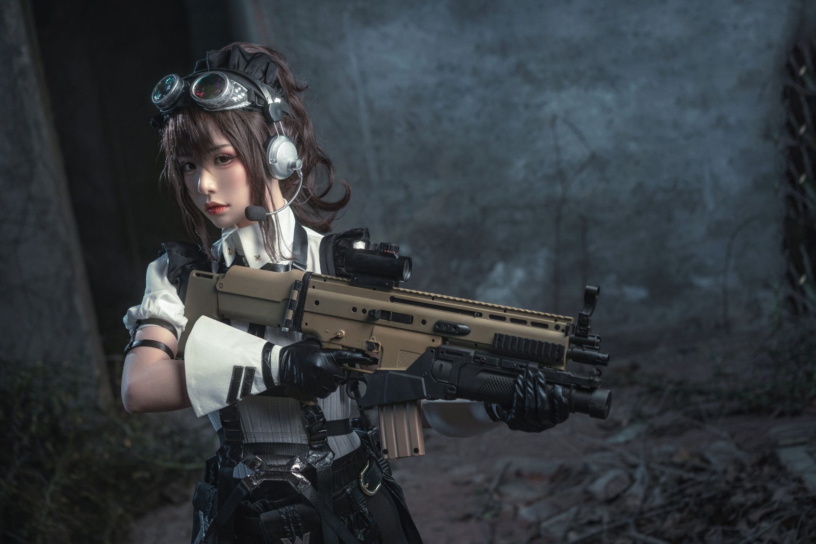 喵小吉《戦鬥女僕》