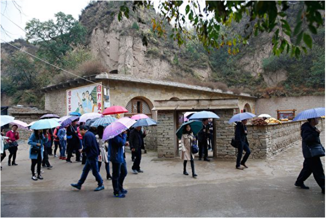 港官要求港警学中共党魁自找苦吃 引讥讽