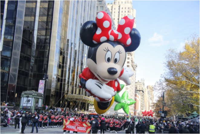 迪士尼任命达马罗担任下一任首席执行官