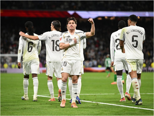 西班牙球星两度遭拒：租借英超劲旅和单独训练均被皇马驳回