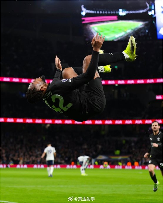 塞梅尼奥谈加盟曼城感受，称队内竞争激烈需时刻保持最佳状态