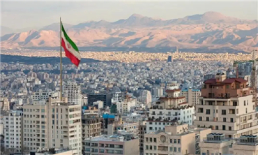 为备战2026世界杯，伊朗男足用“百人大名单”应对赴美签证