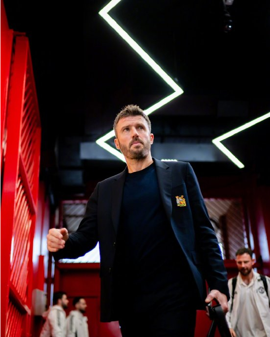 卡里克谈曼联胜利后情绪管理，强调勿忘初心