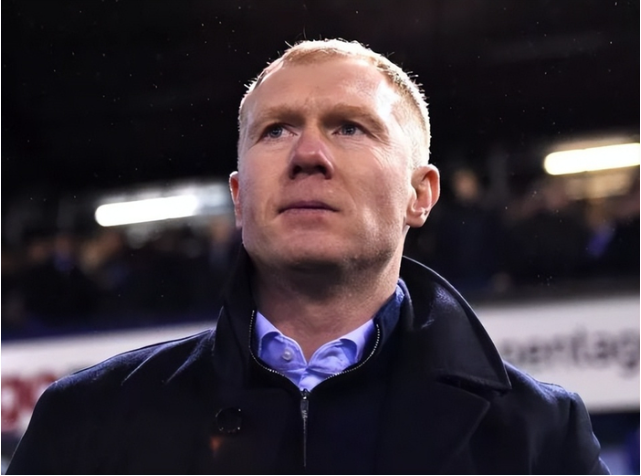 斯科尔斯怒喷阿森纳“踢的无聊”引发众怒：曼联名宿们快闭嘴吧